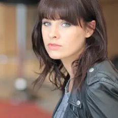 收听 Birte Meinhold、观看音乐视频、阅读小传、查看巡演日期等 ！