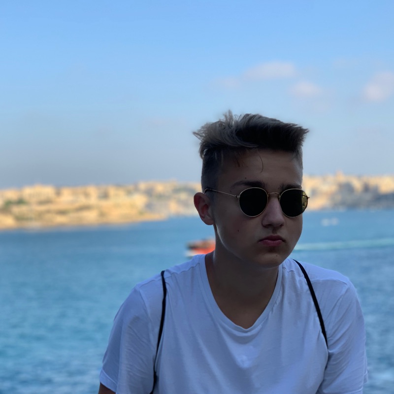 Kricsfalussy - Tek Tek