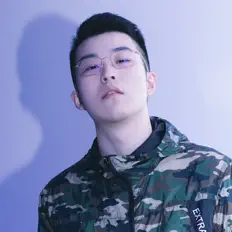 收听 LuckyMaxx、观看音乐视频、阅读小传、查看巡演日期等 ！