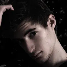 Johnny Clever을(를) 듣고, 뮤직 비디오를 보고, 약력을 읽고, 투어 일정 등을 확인하세요!