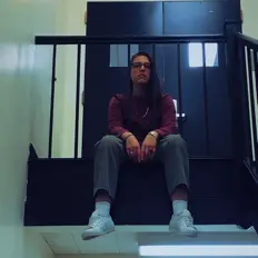 Ouve Mills, vê vídeos de música, lê a biografia, vê as datas da digressão e muito mais!