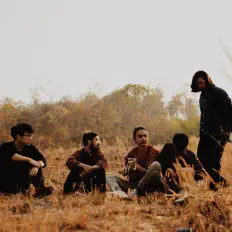 Dengarkan Stoic, tonton video musik, baca bio, lihat tanggal tur & lainnya!