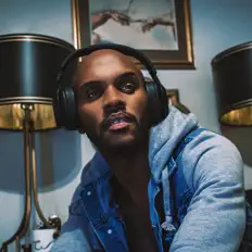 Ascolta Clarke, guarda video musicali, leggi la biografia, vedi le date del tour & altro!