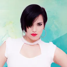 Listen to Majo y la del 13, watch music videos, read bio, see tour dates & more!