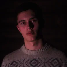 Escucha a DiFroL, mira videos musicales, lee su biografía, consulta las fechas de las gira y más.