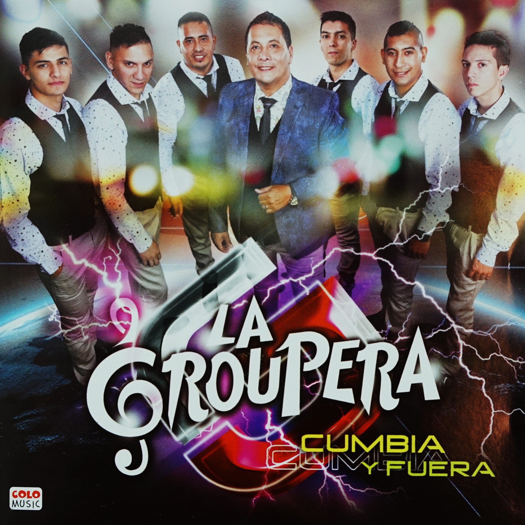 Cumbia y Fuera