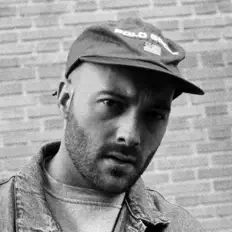 Dj Swetを聴いたり、ミュージックビデオを鑑賞したり、経歴やツアー日程などを確認したりしましょう！