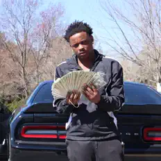 Hör dir Lul Kidnasty an, schau dir Musikvideos an, lies die Biografie, finde Tourdaten und mehr!