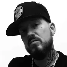 Ascolta Sikka, guarda video musicali, leggi la biografia, vedi le date del tour & altro!