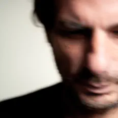 Marcello Di Lorenzo सुनें, म्यूज़िक वीडियो देखें, बायो पढ़ें, दौरे की तारीखें और बहुत कुछ देखें!