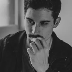 Escucha a Papier Panier Piano, mira videos musicales, lee su biografía, consulta las fechas de las gira y más.