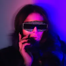 Ouve Alissah Brooks, vê vídeos de música, lê a biografia, vê as datas da digressão e muito mais!