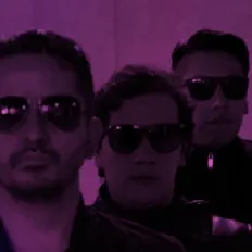 Poslechněte si interpreta Moduz, sledujte hudební videa, přečtěte si životopis, podívejte se na data turné a další informace.