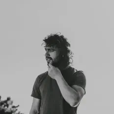 Dengarkan Fran Busso, tonton video musik, baca bio, lihat tanggal tur & lainnya!