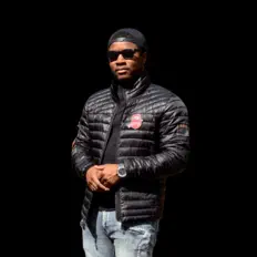 Escucha a Rin World, mira vídeos musicales, lee la biografía, consulta fechas de giras y mucho más.