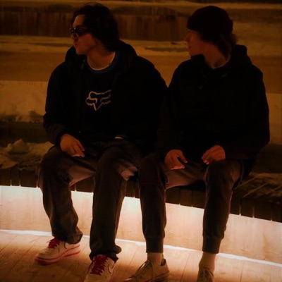 SECRETS (feat. CapzLock) - Single