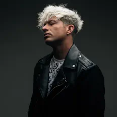 Poslechněte si interpreta SAD LUV, sledujte hudební videa, přečtěte si životopis, podívejte se na data turné a další informace.