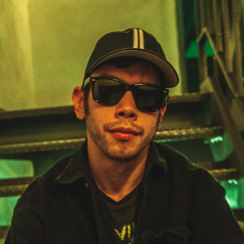 Eric Mark's avatar