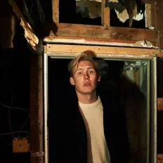 Escucha a Cole William, mira vídeos musicales, lee la biografía, consulta fechas de giras y mucho más.