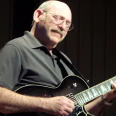 Mashine Music dinle, müzik videolarını izle, biyografisini oku, tur tarihlerini ve daha fazlasını gör!