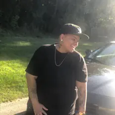 Ouve Mke Ad, vê vídeos de música, lê a biografia, vê as datas da digressão e muito mais!