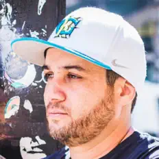 Listen to L.Hernandez, watch music videos, read bio, see tour dates & more!