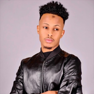 Sanadkaygii Noqo (feat. Saalah Sanaag)