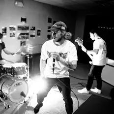 Dengarkan Love Spell, tonton video musik, baca bio, lihat tanggal tur & lainnya!