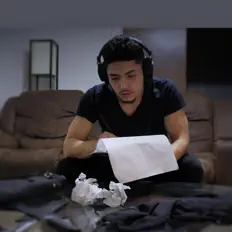 Poslechněte si interpreta Raul Salazar, sledujte hudební videa, přečtěte si životopis, podívejte se na data turné a další informace.