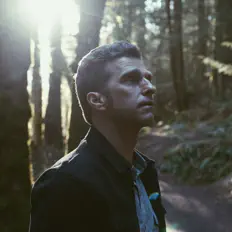 聆聽 Jeads、觀看音樂影片、閱讀小傳、查看巡演日期等！