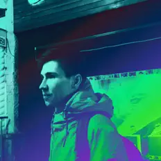 Poslechněte si interpreta Kosmars, sledujte hudební videa, přečtěte si životopis, podívejte se na data turné a další informace.