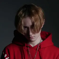 Ascolta BABY Ti, guarda video musicali, leggi la biografia, vedi le date del tour & altro!