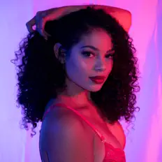 Escucha a Soull, mira videos musicales, lee su biografía, consulta las fechas de las gira y más.