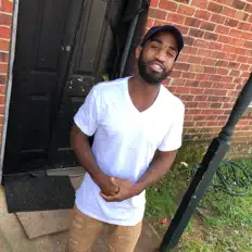 Ακούστε περιεχόμενο από Husayn, παρακολουθήστε μουσικά βίντεο, διαβάστε το βιογραφικό, δείτε ημερομηνίες περιοδείας, και πολλά ακόμη!