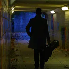 The Flantua Collectiveを聴いたり、ミュージックビデオを鑑賞したり、経歴やツアー日程などを確認したりしましょう！