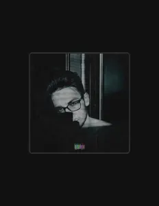 聆聽 8LACK、觀看音樂影片、閱讀小傳、查看巡演日期等！