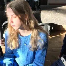 Escucha a Jessica Taylor, mira videos musicales, lee su biografía, consulta las fechas de las gira y más.