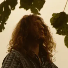 Ακούστε περιεχόμενο από Damon, παρακολουθήστε μουσικά βίντεο, διαβάστε το βιογραφικό, δείτε ημερομηνίες περιοδείας, και πολλά ακόμη!