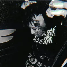 Hör dir Andre Ultra an, schau dir Musikvideos an, lies die Biografie, finde Tourdaten und mehr!