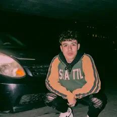 Poslechněte si interpreta Mros, sledujte hudební videa, přečtěte si životopis, podívejte se na data turné a další informace.