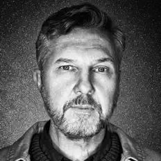 收听 Tim Maclean、观看音乐视频、阅读小传、查看巡演日期等 ！