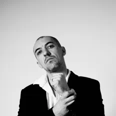 Hör dir Владимир Бобас an, schau dir Musikvideos an, lies die Biografie, finde Tourdaten und mehr!