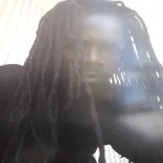 Escucha a Bolo Green, mira videos musicales, lee su biografía, consulta las fechas de las gira y más.