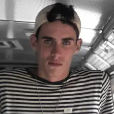 Écoutez Tommy Owens, regardez des vidéoclips, lisez la biographie, consultez les dates de tournée et plus encore !