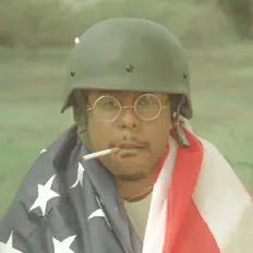 聆聽 Sicwest、觀看音樂影片、閱讀小傳、查看巡演日期等！