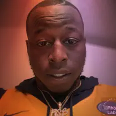 Escucha a PSB Kay, mira vídeos musicales, lee la biografía, consulta fechas de giras y mucho más.