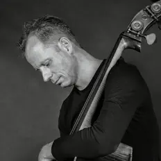 Listen to Jasper Somsen Trio, watch music videos, read bio, see tour dates & more!