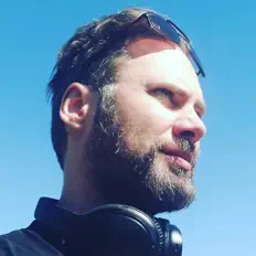 Listen to Engbow, watch music videos, read bio, see tour dates & more!