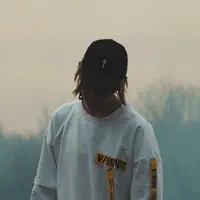 收听 undefined、观看音乐视频、阅读小传、查看巡演日期等 ！