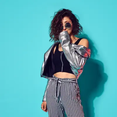 Listen to ULTRAMARYN, watch music videos, read bio, see tour dates & more!